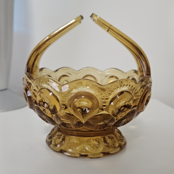 Moon & Stars Amber Basket - Picture 1 of 8